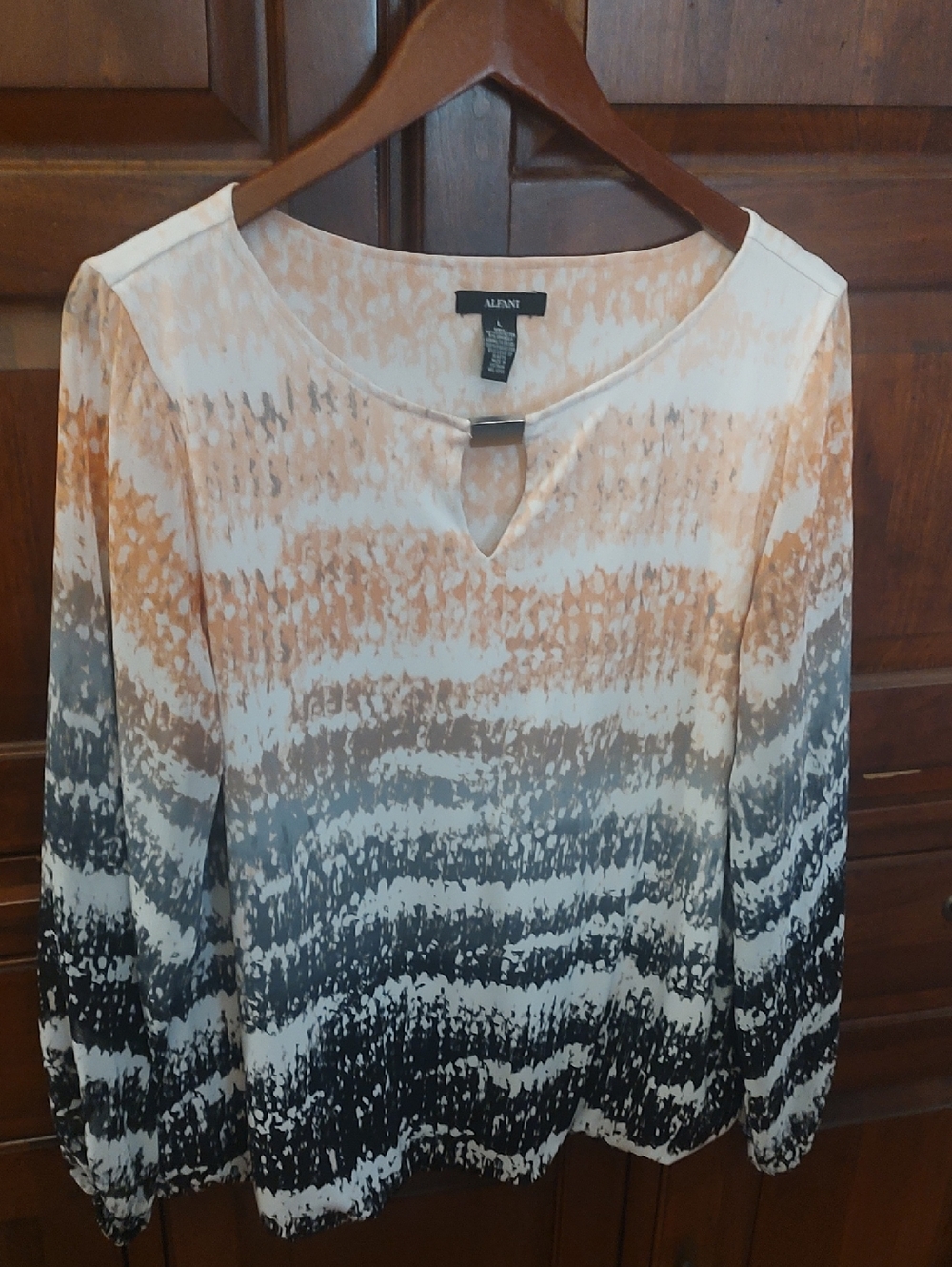 Alfani Tan Gray Black Ombre Keyhole Long Sleeve Blouse